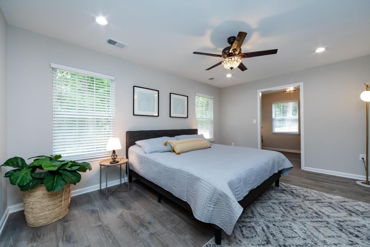 Brandnew Spacious 4 Bedroom House Minutes To Uptown Σάρλοτ Εξωτερικό φωτογραφία
