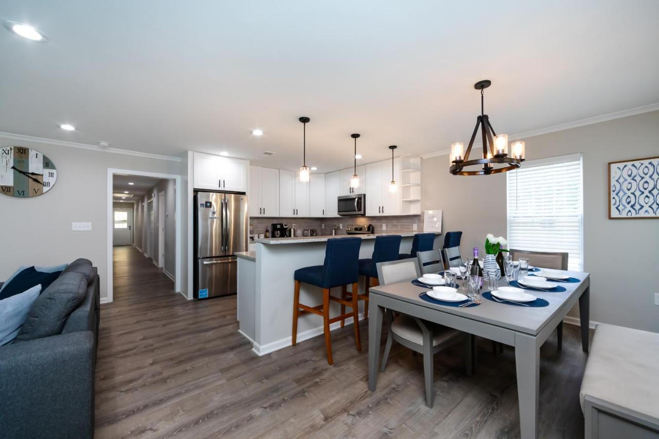Brandnew Spacious 4 Bedroom House Minutes To Uptown Σάρλοτ Εξωτερικό φωτογραφία