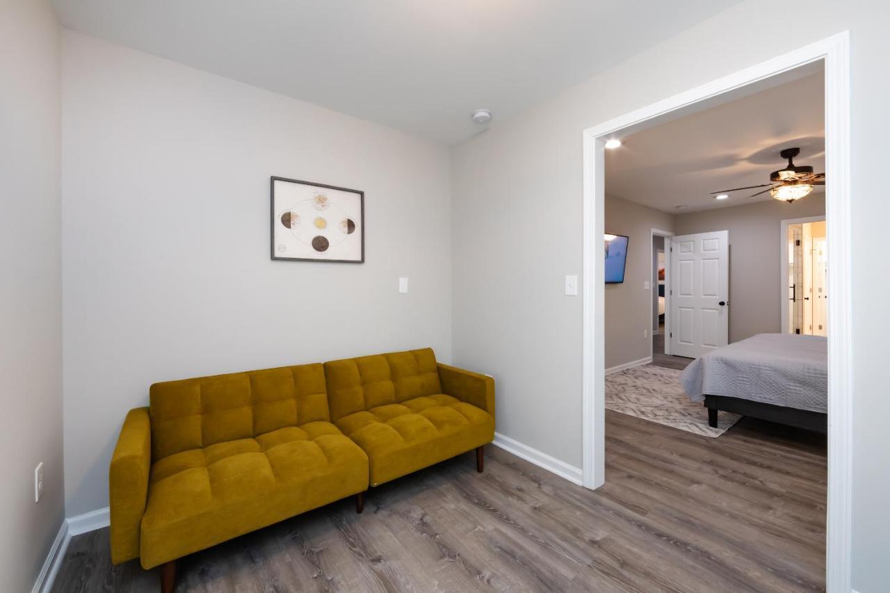 Brandnew Spacious 4 Bedroom House Minutes To Uptown Σάρλοτ Εξωτερικό φωτογραφία