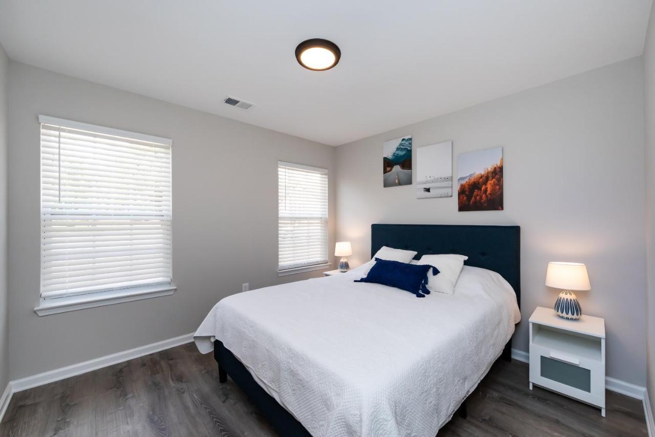 Brandnew Spacious 4 Bedroom House Minutes To Uptown Σάρλοτ Εξωτερικό φωτογραφία