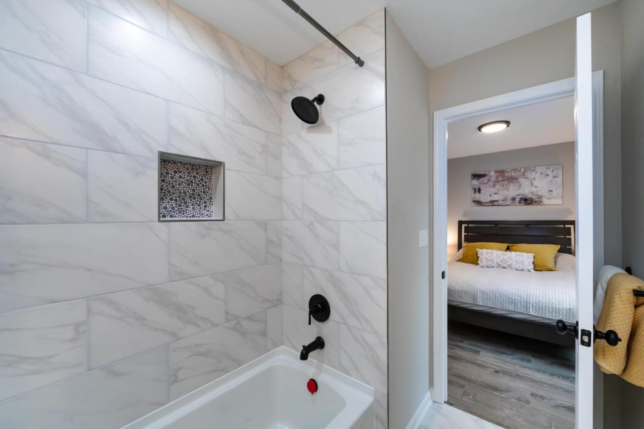 Brandnew Spacious 4 Bedroom House Minutes To Uptown Σάρλοτ Εξωτερικό φωτογραφία