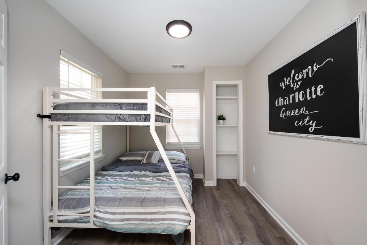 Brandnew Spacious 4 Bedroom House Minutes To Uptown Σάρλοτ Εξωτερικό φωτογραφία