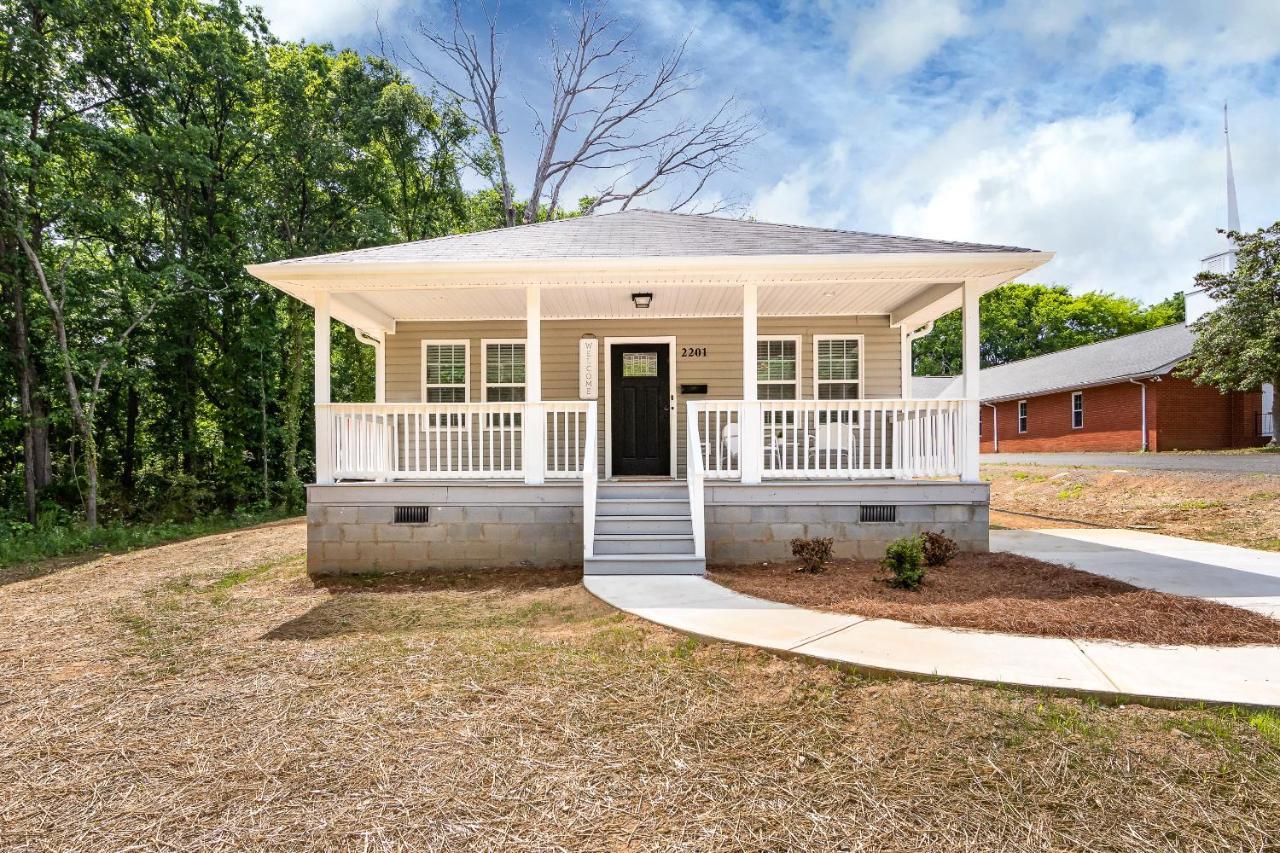 Brandnew Spacious 4 Bedroom House Minutes To Uptown Σάρλοτ Εξωτερικό φωτογραφία